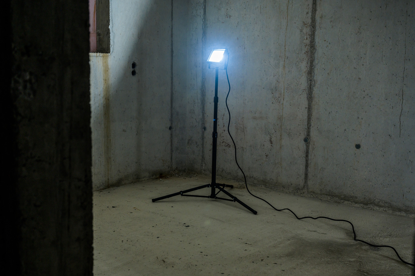 Tripod LED Light JARO 7063 T, 5800lm, 50W, 5m H07RN-F 3G1.0, IP65