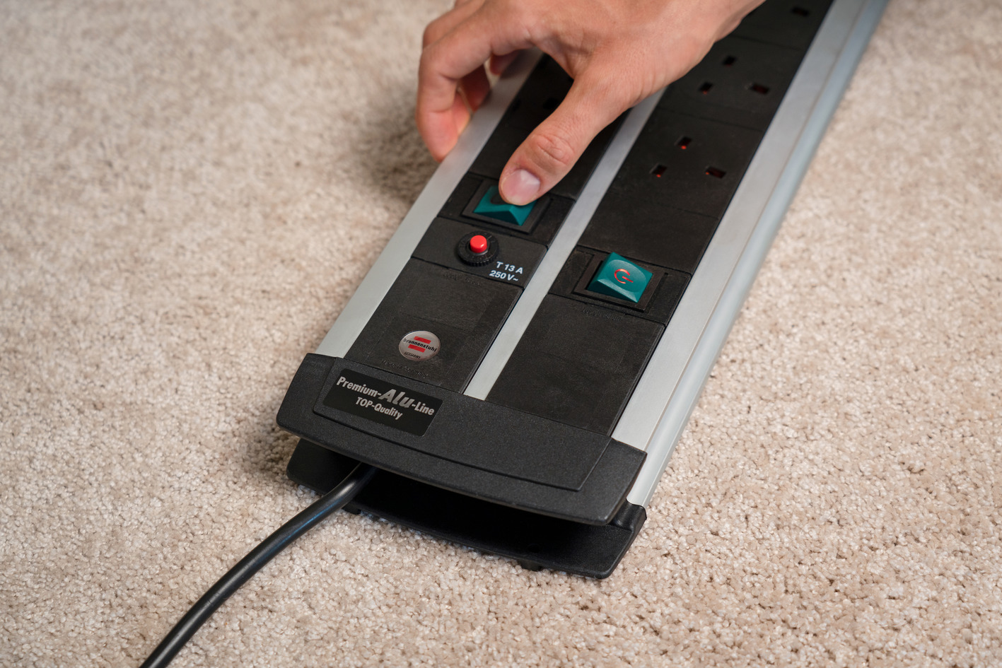 Fuse button reset function